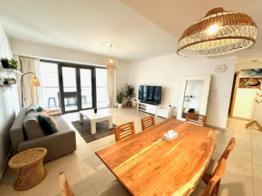 2BR - Al Zeina Beach Community, Al Raha Beach - 5 minutes from Zayed Int'l airport, Yas Island, Etihad Arena, Etihad Park